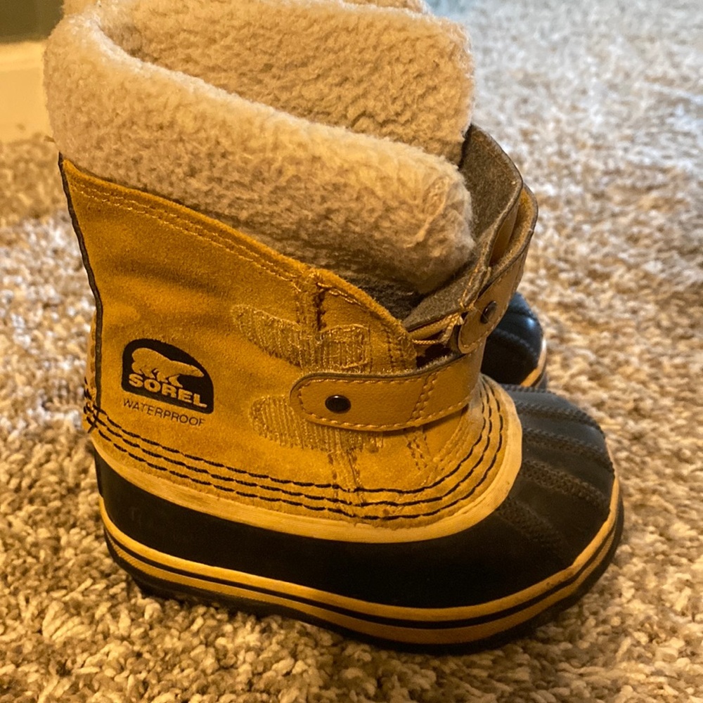 Baby Sorel boots